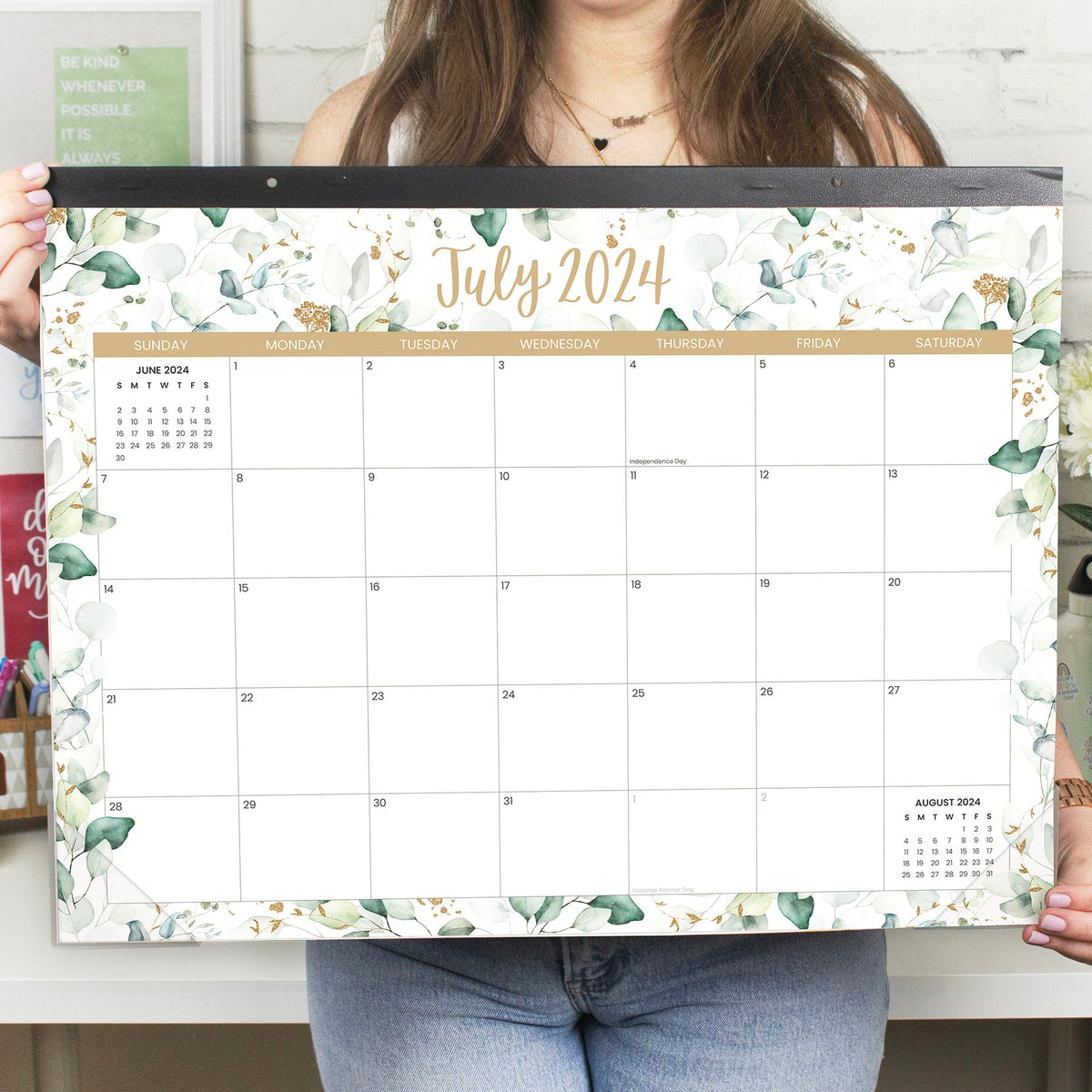 20242025 Greenery Desk/Wall Calendar Paper Sisters