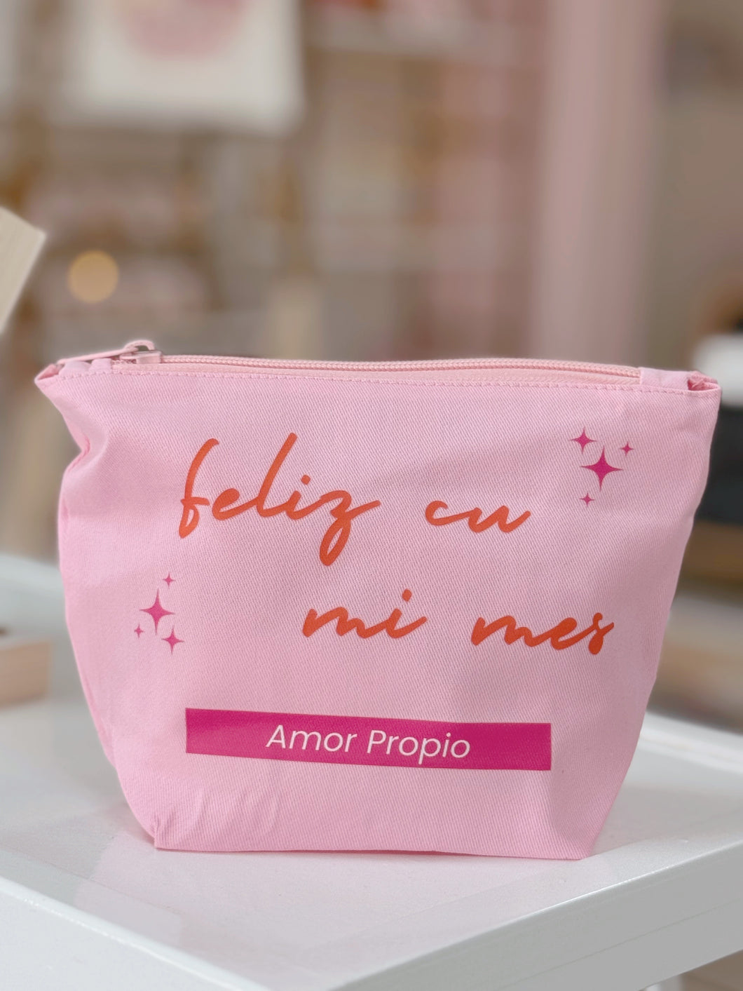Feliz Cu Mi Mes Pouch in Barbie Pink