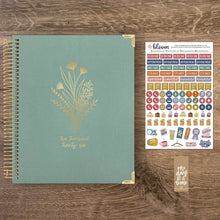 Load image into Gallery viewer, Pre-Order 2026 Green Linen Hard Cover Vision Planner
