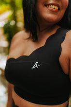Load image into Gallery viewer, Black Scallop One Shoulder Sports Bra
